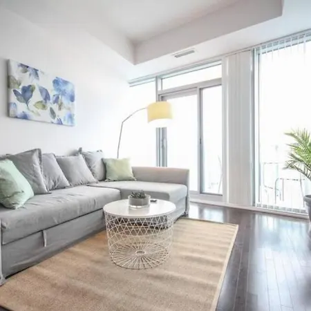 Toronto Downtown Vacation Rentals